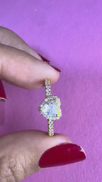 ANILLO BAÑO DORADO CORAZON BLANCO — video real